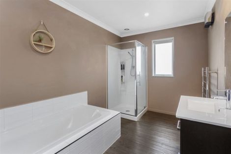 Photo of property in 8 Elm Grove, Amberley, 7410