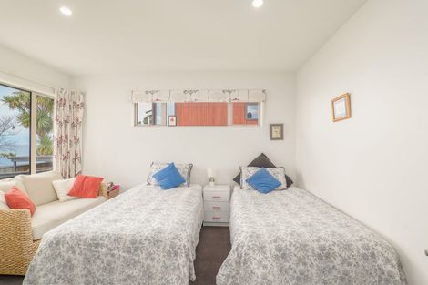 Photo of property in 29 Moncks Spur Road, Redcliffs, Christchurch, 8081