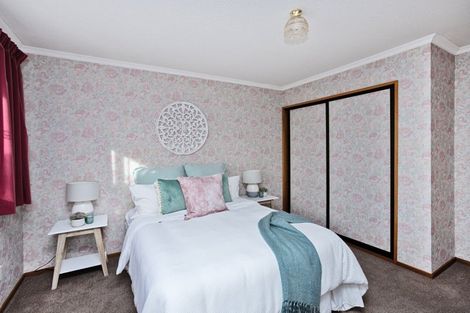 Photo of property in 37 Renfrew Street, Waikiwi, Invercargill, 9810