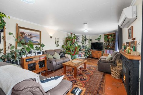 Photo of property in 100 South Road, Solway, Masterton, 5810