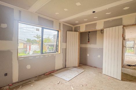 Photo of property in 309 Massey Road, Mangere East, Auckland, 2024