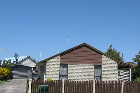 Photo of property in 10 Mchaffies Place, Wainoni, Christchurch, 8061