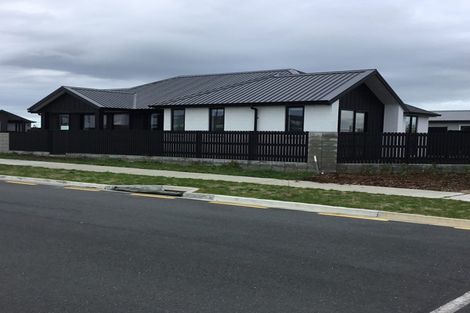 Photo of property in 54 Empire Crescent, Papamoa, 3118