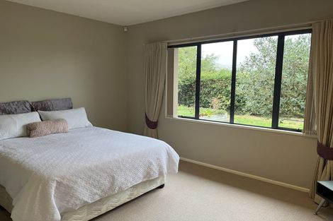 Photo of property in 39 Abby Road, Fitzherbert, Palmerston North, 4410