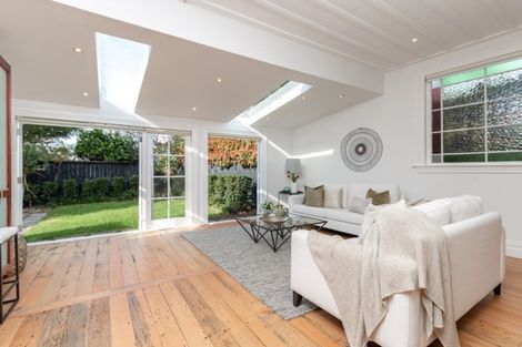 Photo of property in 35 St Marys Road, Saint Marys Bay, Auckland, 1011