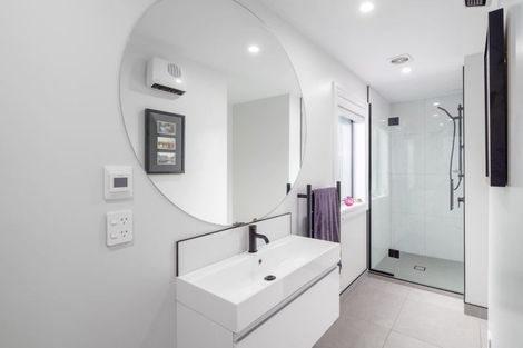 Photo of property in 87 Cashmere Road, Cashmere, Christchurch, 8022