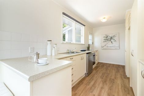 Photo of property in 4 Lovelock Street, Dallington, Christchurch, 8061