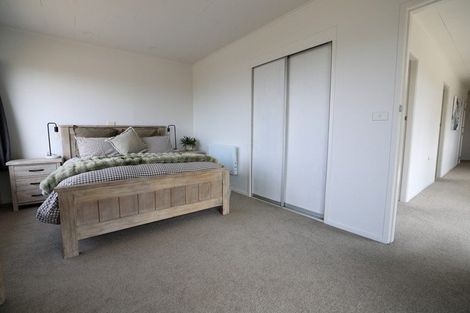 Photo of property in 96 Wakeman Road, Acacia Bay, Taupo, 3330