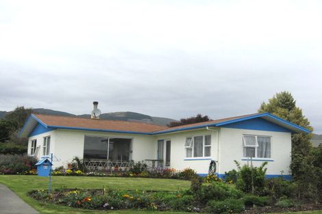 Photo of property in 41 Kipling Crescent, Stoke, Nelson, 7011