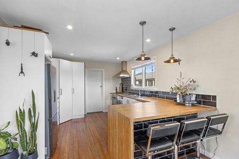 Photo of property in 1/2 Moreland Avenue, Papanui, Christchurch, 8053