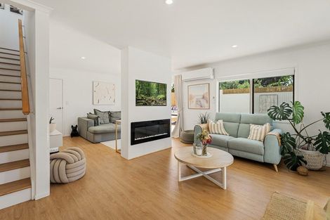 Photo of property in 34b Simpson Road, Papamoa Beach, Papamoa, 3118