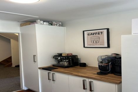 Photo of property in 14 Trelissick Crescent, Ngaio, Wellington, 6035