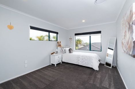 Photo of property in 20 Russell Robertson Drive, Havelock North, 4130