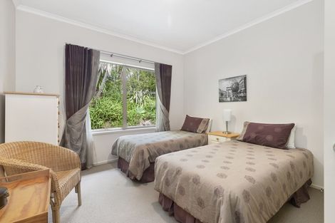 Photo of property in 31 Wicklam Lane, Greenhithe, Auckland, 0632