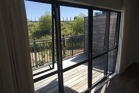 Photo of property in Krisley Court, 1/6 Ambrico Place, New Lynn, Auckland, 0600