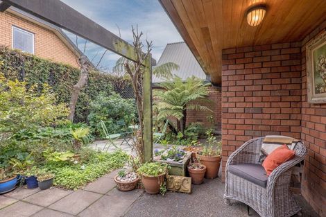 Photo of property in 2/4 Herbs Place, Cashmere, Christchurch, 8022