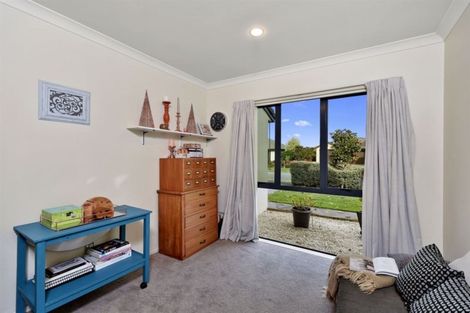 Photo of property in 3 Saint Clair Close, Harewood, Christchurch, 8051