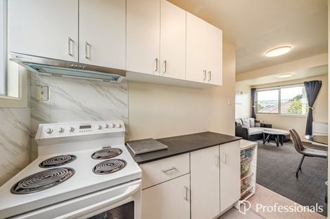 Photo of property in 9/19 Pirie Crescent, Moera, Lower Hutt, 5010