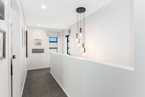 Photo of property in 41b Queen Charlotte Drive, Aotea, Porirua, 5024