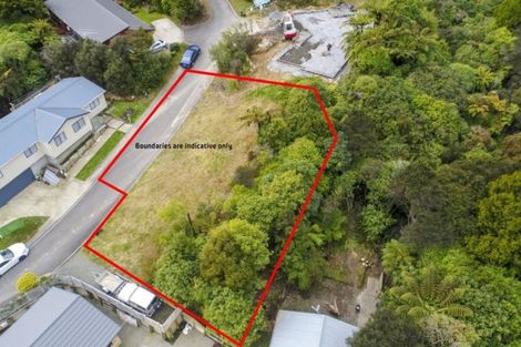 Photo of property in 9 Lowry Heights, Stokes Valley, Lower Hutt, 5019