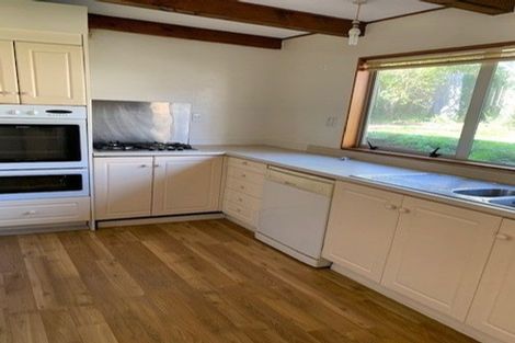 Photo of property in 12 Ruahine Street, Paraparaumu, 5032