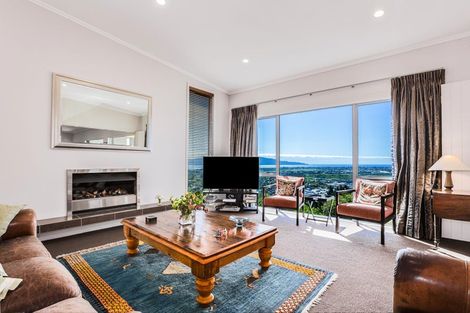 Photo of property in 69 Panorama Drive, Paraparaumu, 5032