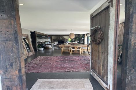 Photo of property in 48 Tawa Road, Kumeu, 0891
