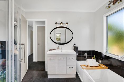 Photo of property in 8b Joshua Place, Bell Block, New Plymouth, 4312