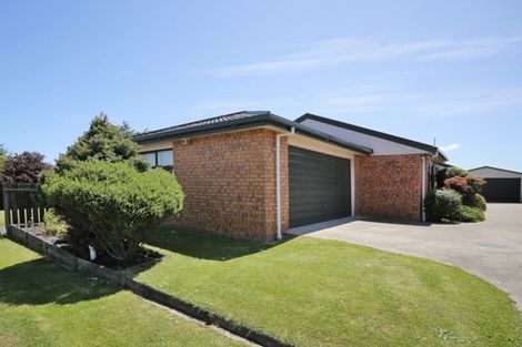 Photo of property in 22 Milford Street, Heidelberg, Invercargill, 9812