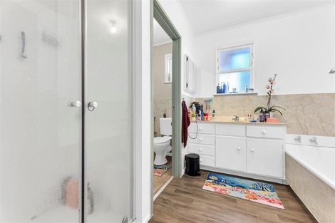 Photo of property in 44 Royston Street, Rosehill, Papakura, 2113