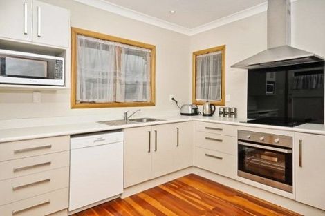 Photo of property in 53 Braid Road, St Andrews, Hamilton, 3200