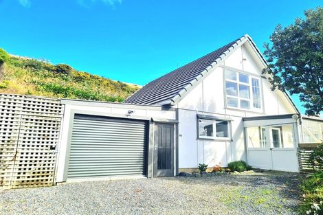 Photo of property in 995 Makara Road, Makara Beach, Karori, 6972