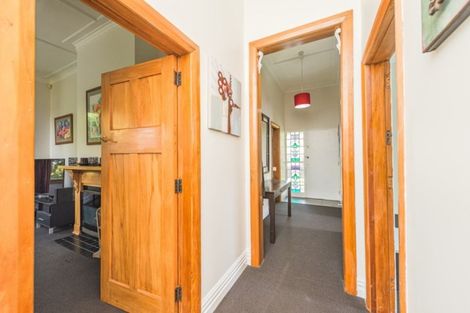 Photo of property in 30 College Street, College Estate, Whanganui, 4500
