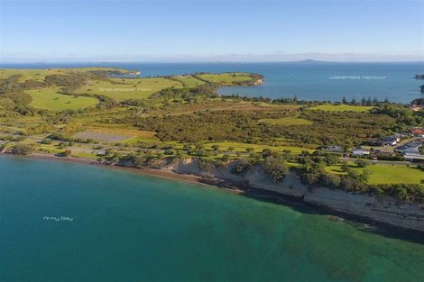 Photo of property in 12 Pacific Parade, Army Bay, Whangaparaoa, 0930