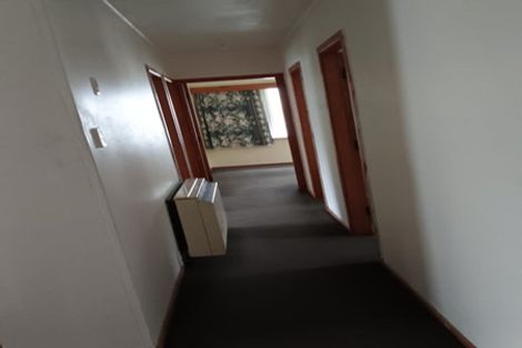 Photo of property in 2 Epsom Way, Karori, Wellington, 6012