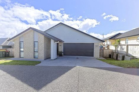 Photo of property in 15 Richardson Road, Omokoroa, 3114