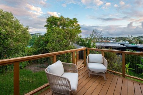 Photo of property in 3/449 Beach Road, Mairangi Bay, Auckland, 0630