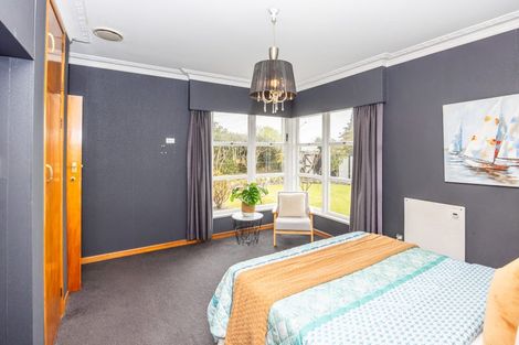 Photo of property in 58 Forest Lake Road, Forest Lake, Hamilton, 3200