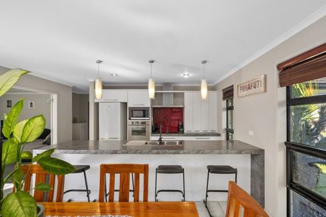 Photo of property in 6 Gina Way, Welcome Bay, Tauranga, 3112