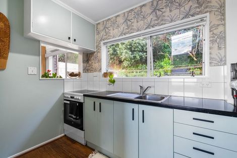 Photo of property in 2/104 Owhiro Bay Parade, Owhiro Bay, Wellington, 6023