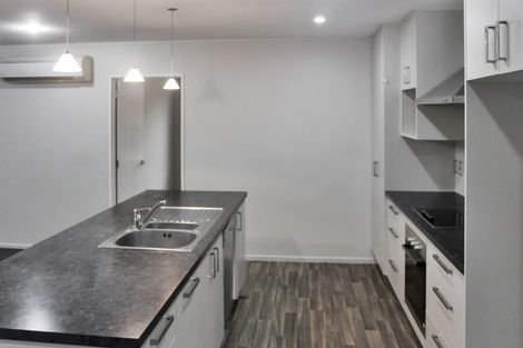 Photo of property in 5 Taggart Place, Sockburn, Christchurch, 8042