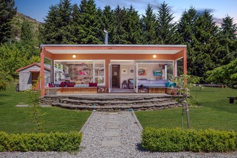 Photo of property in 100 Whitechapel Road, Arrow Junction, Queenstown, 9371