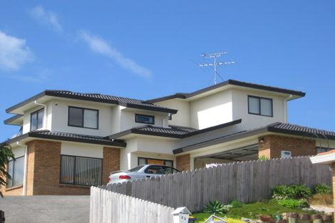 Photo of property in 23 Crimson Park, Oteha, Auckland, 0632