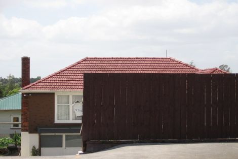 Photo of property in 136 Blockhouse Bay Road, Avondale, Auckland, 1026