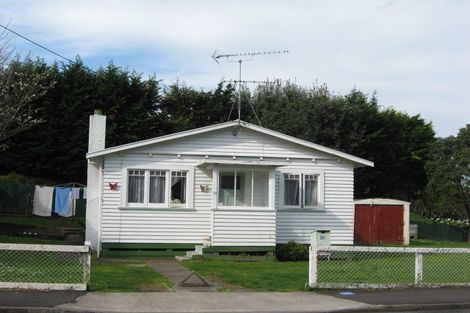 Photo of property in 39 Belt Road, Moturoa, New Plymouth, 4310