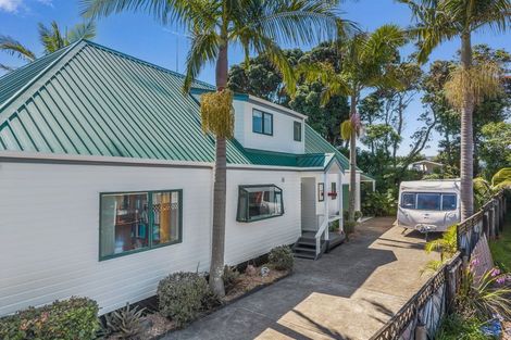 Photo of property in 11 Ohiwa Parade, Ohope, 3121