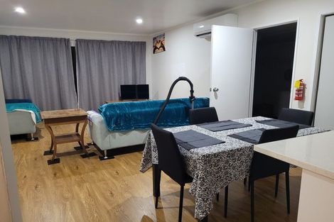 Photo of property in 3/10 Browns Road, Manurewa, Auckland, 2102