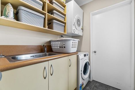 Photo of property in 110 Ayrshire Drive, Grandview Heights, Hamilton, 3200