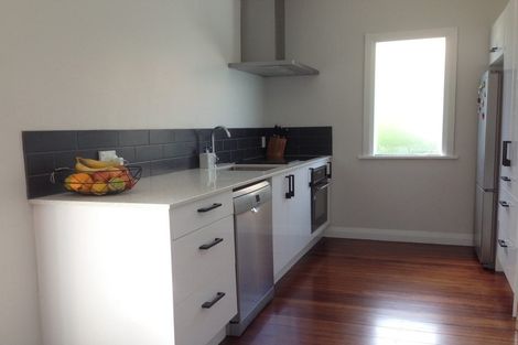 Photo of property in 115 Bell Road, Waiwhetu, Lower Hutt, 5010