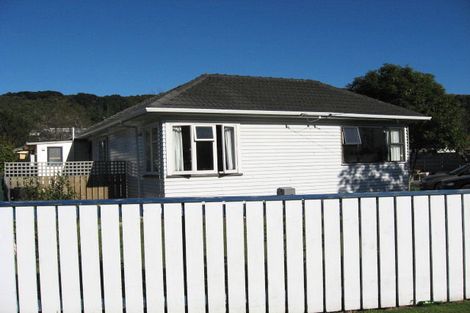 Photo of property in 7 Hyde Street, Wainuiomata, Lower Hutt, 5014